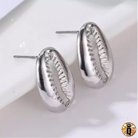 🔴5/$20⚠️𝗖𝗟𝗘𝗔𝗥𝗔𝗡𝗖𝗘⚠️Silver Earrings NEW - Picture 10 of 10